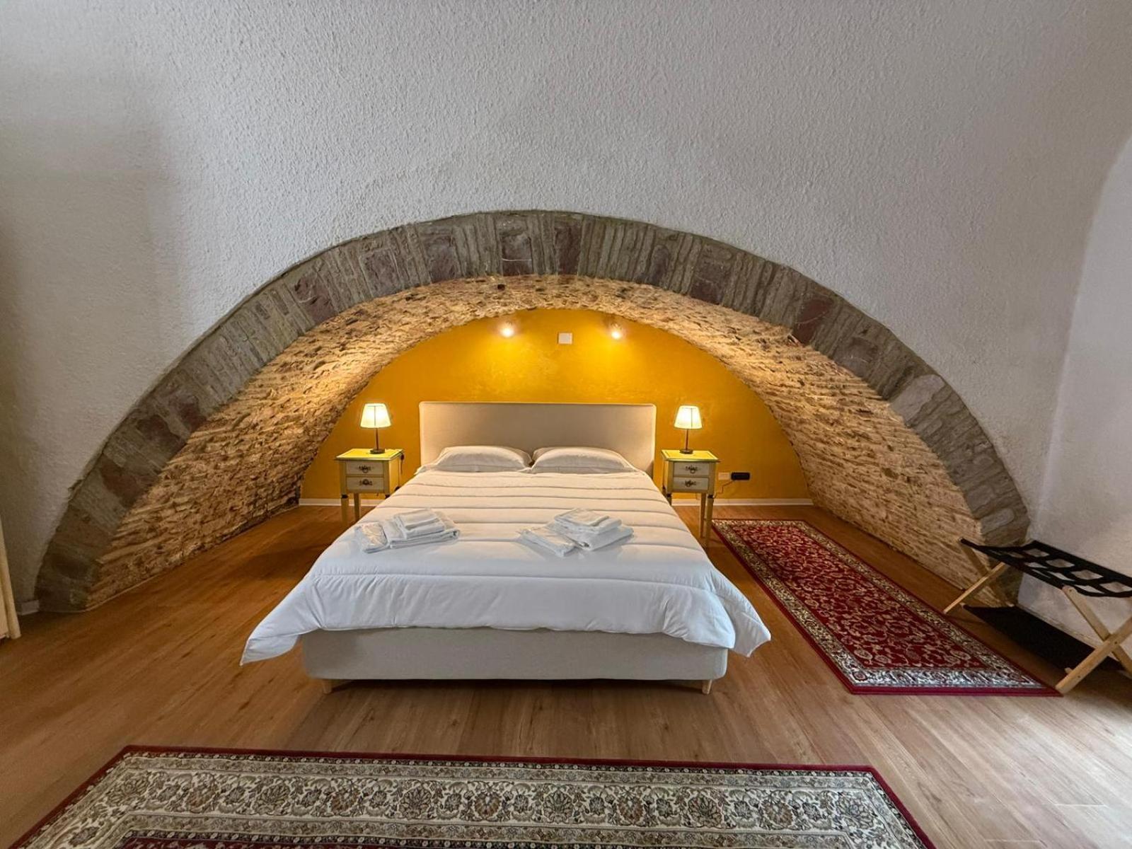 אסיסי Hotel Lieto Soggiorno מראה חיצוני תמונה