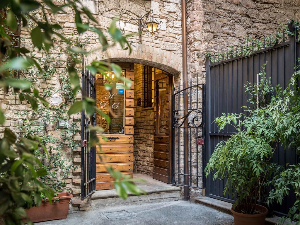 אסיסי Hotel Lieto Soggiorno מראה חיצוני תמונה