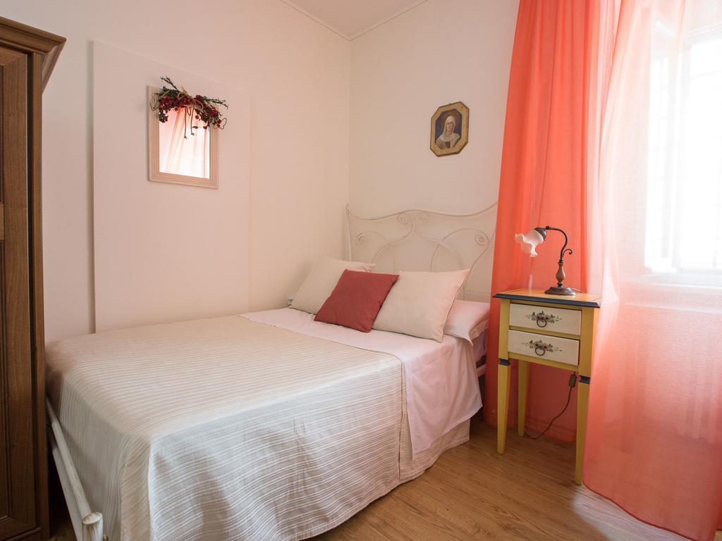 אסיסי Hotel Lieto Soggiorno מראה חיצוני תמונה