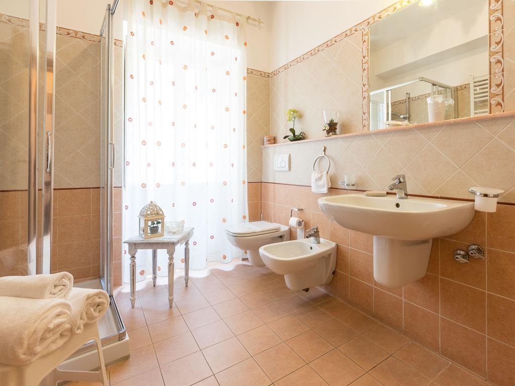 אסיסי Hotel Lieto Soggiorno חדר תמונה